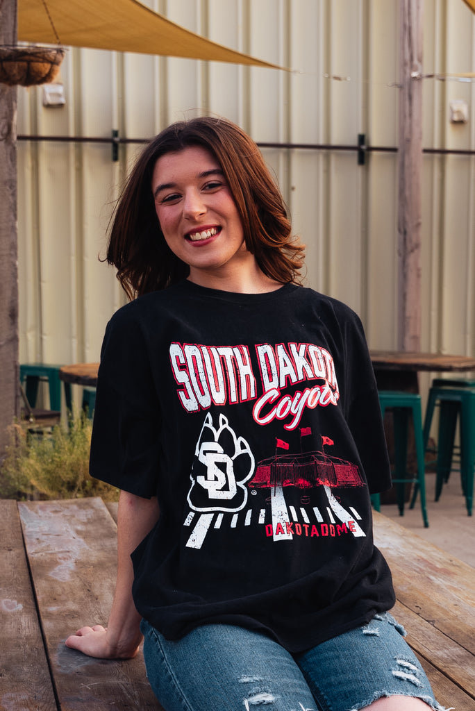 dakota dome oversized graphic tee